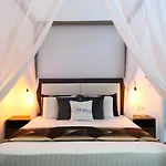 Hotel Nili Deluxe