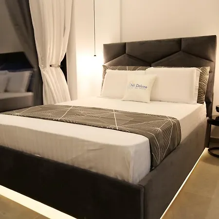 Nili Deluxe Отель