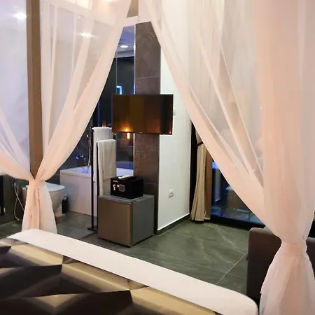 Отель Nili Deluxe