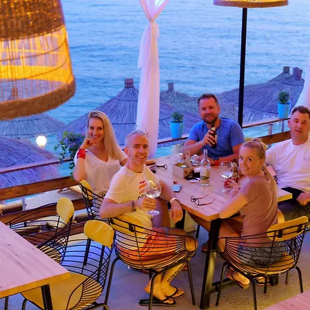 Nili Deluxe Отель *