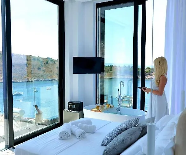 Hotel Nili Deluxe Saranda