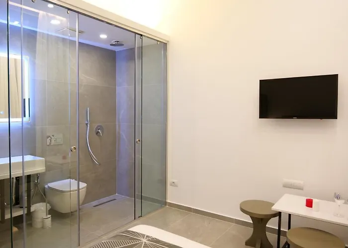 Nili Deluxe Hotel Saranda