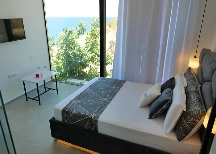 Nili Deluxe * Saranda