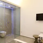 Nili Deluxe Hotell Sarandë