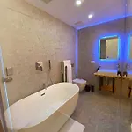 Hotell Nili Deluxe