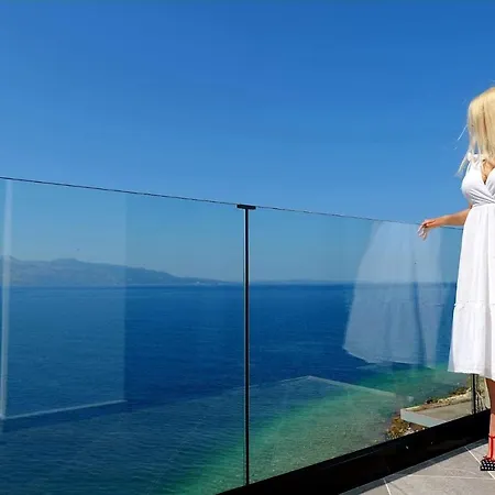 Nili Deluxe Sarande
