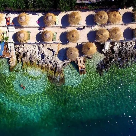 Hotel Nili Deluxe Sarande