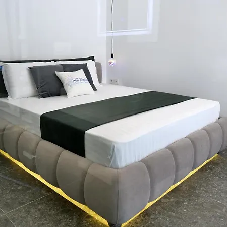 Nili Deluxe Hotel