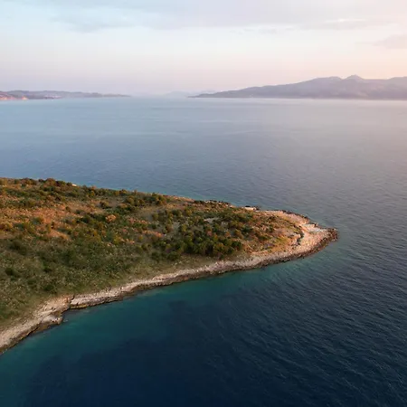Hotel Nili Deluxe Sarande