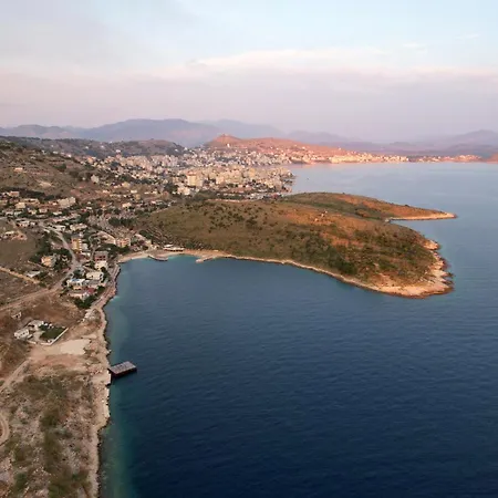 Nili Deluxe Hotel *