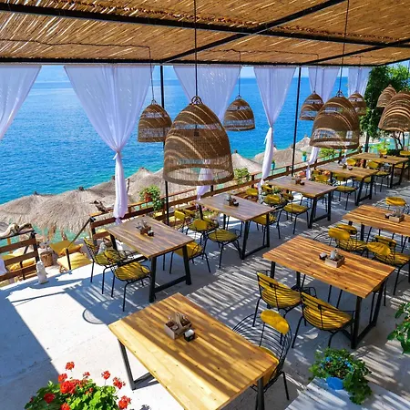 Nili Deluxe Sarandë