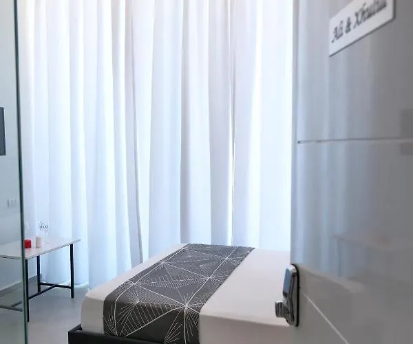 Отель Nili Deluxe